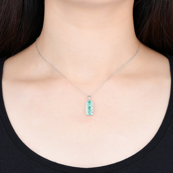 Silver 5 oval natural emerald stone Necklace.