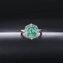 Load image into Gallery viewer, Five ovel shape Emerald Stone Ring.
