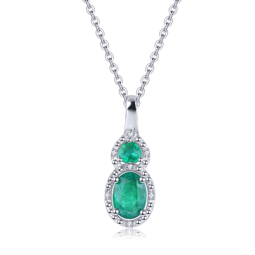 Ovel Shape Emerald Stone Pendant in Silver